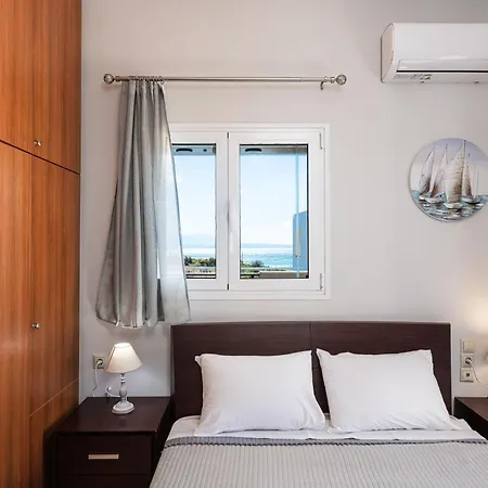 Helena's , Scaleta Aparthotel *